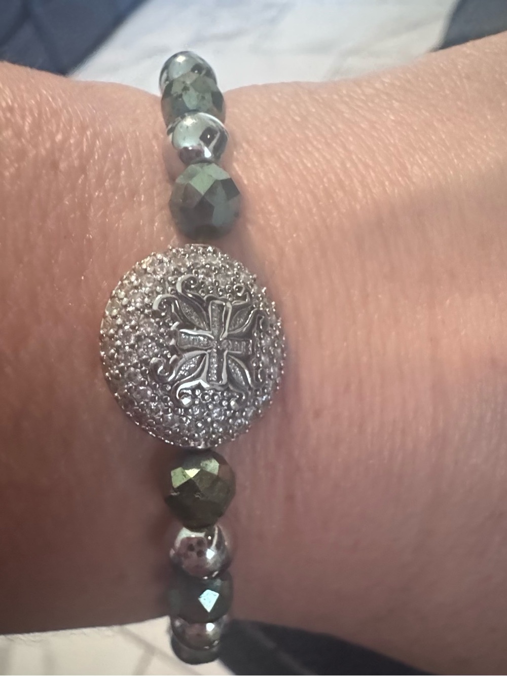 Rustic Cuff Silver Tone Faceted Hematite Bead Bracelet with Filigree Medallion
